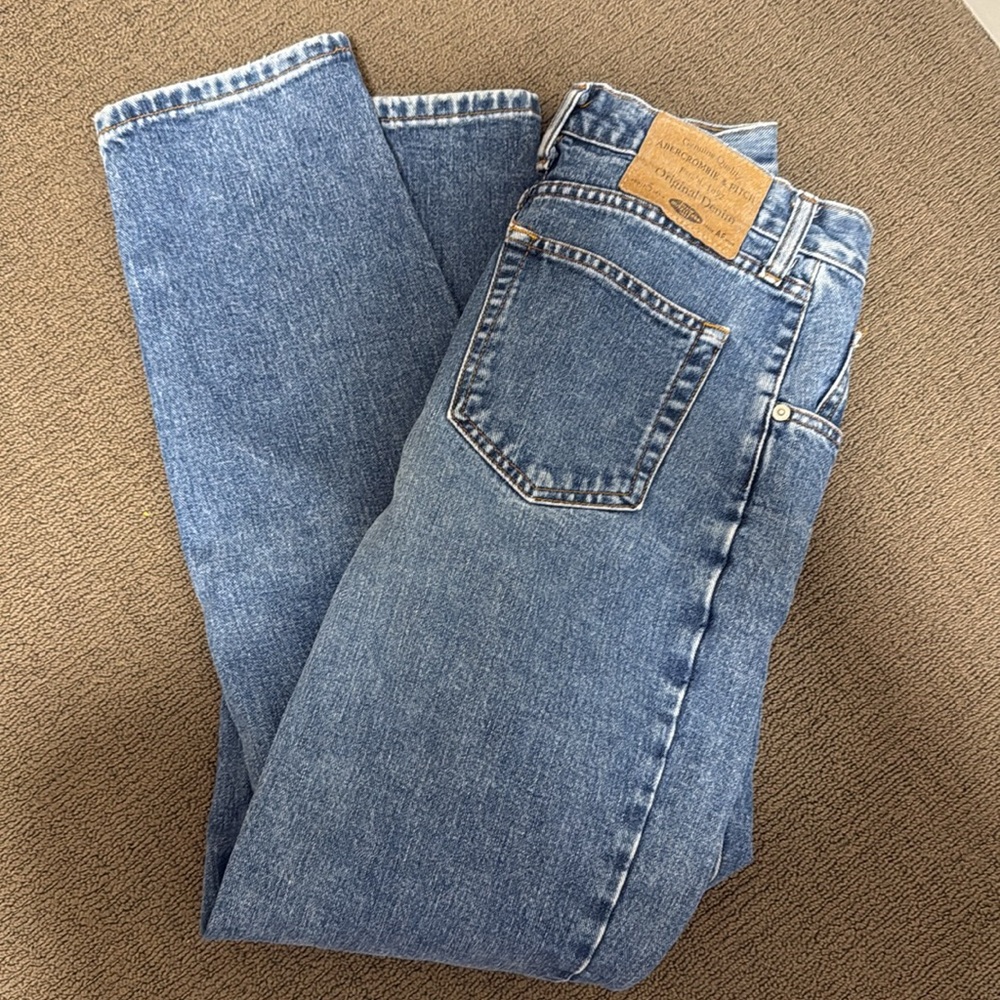 Abercrombie & Fitch Vintage Blue Jeans